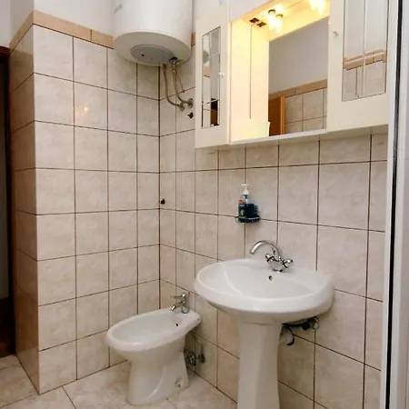5553c Apartman